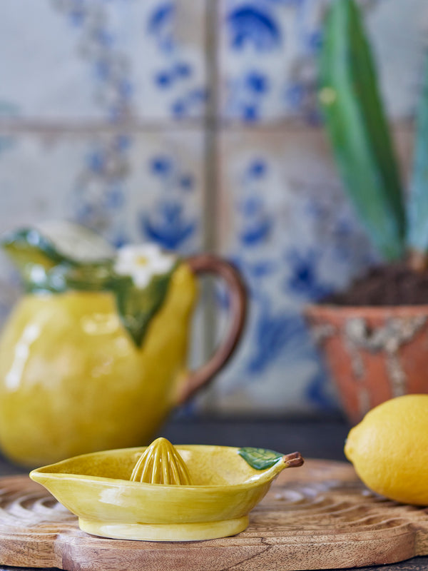 Limone lemon stoneware juicer