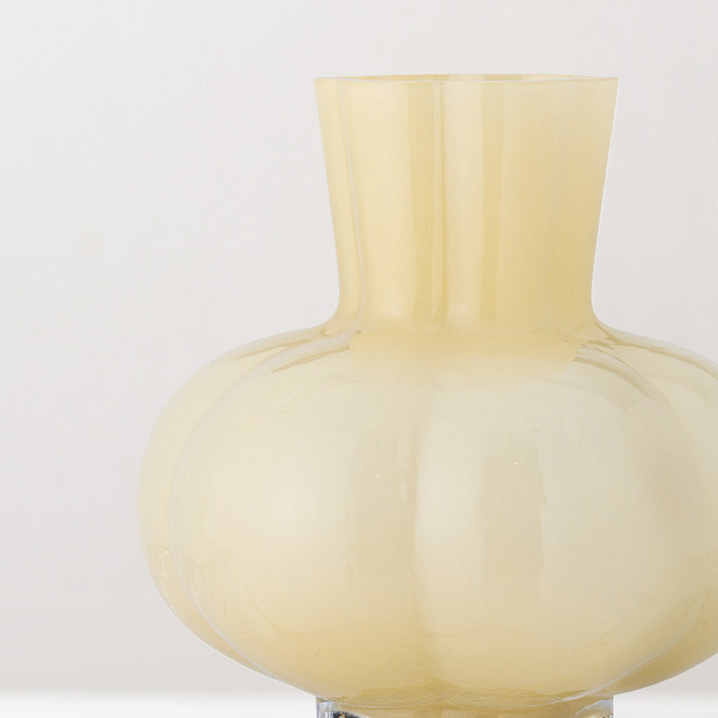 Alyssa mouth-blown glass vase