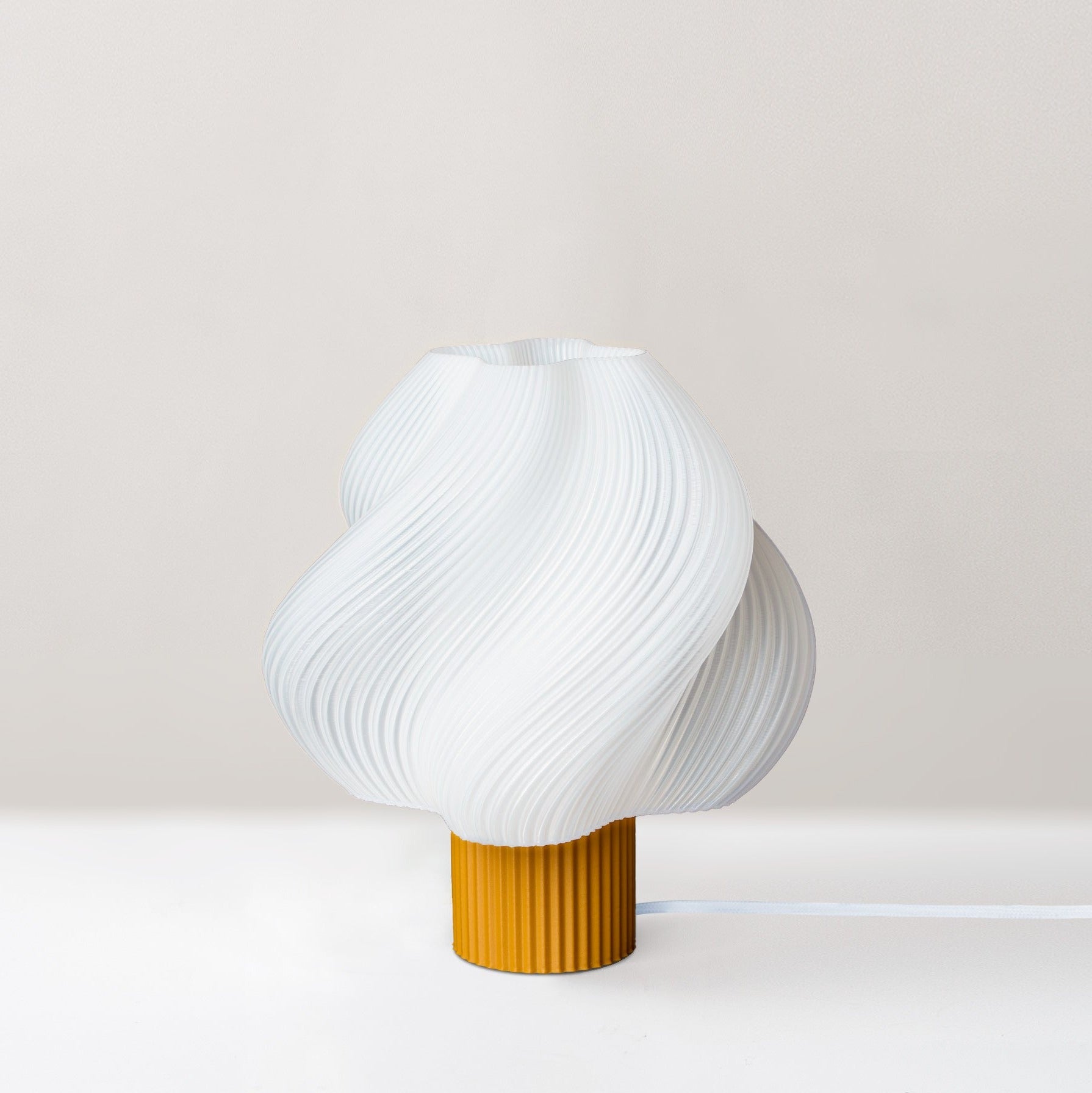 Crème Atelier soft serve lamp, Medium, Cloudberry - 1 in stock – ATT PYNTA