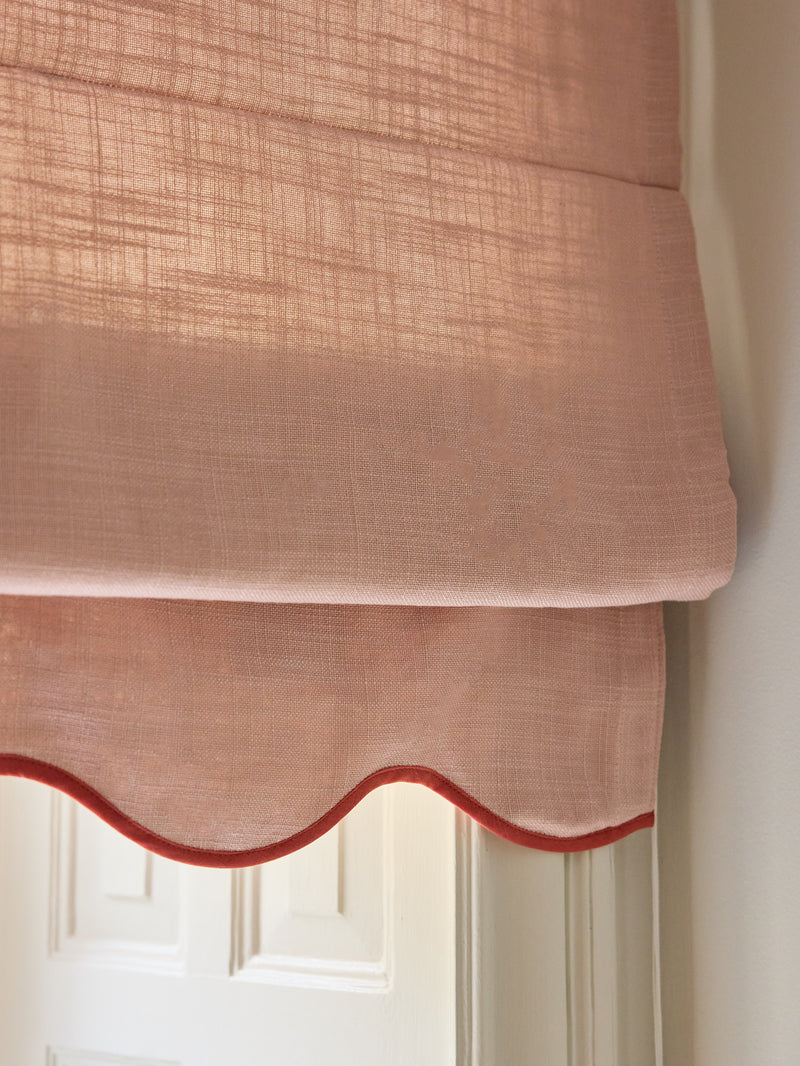 Scallop Edge Linen Roman Blind - Pink/terracotta